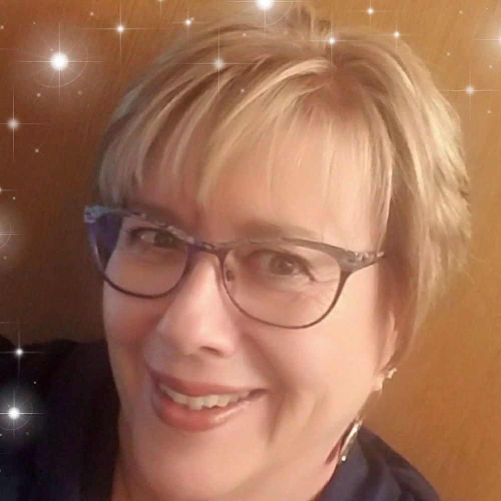 Meet your Posher, Deb